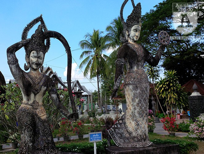 Tượng nữ thần.