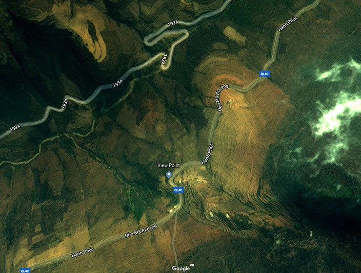 Là một trong "tứ đại đỉnh đèo" ở vùng núi phía bắc Việt Nam, đèo Mã Pì Lèng (còn gọi là Mã Pí Lèng) như một thỏi nam châm hấp dẫn nhiều du khách muốn tới khám phá. (Nguồn: Vietnamnet)