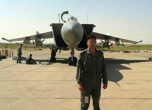 Qua thời gian 9 năm nội chiến, lực lượng không quân của Syria đã bị hao hụt rất nhiều, trong đó có không ít máy bay chiến đấu không thể cất cánh được, do thiếu phụ tùng thay thế; trong đó có một số lượng tương đối lớn chiến đấu cơ MiG-25.