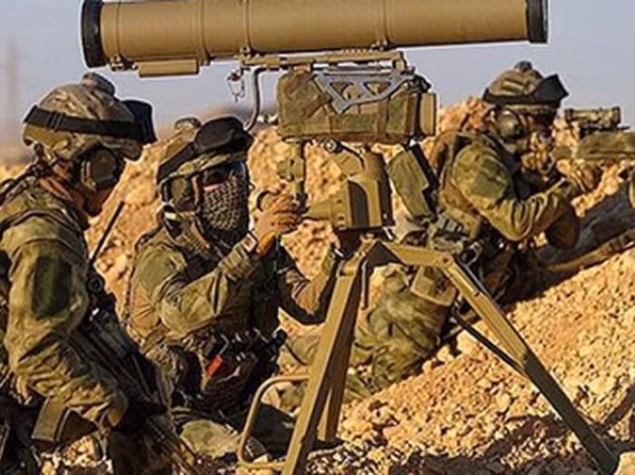 Quan doi chinh phu Syria chan doan xe quan su My bang ten lua Nga