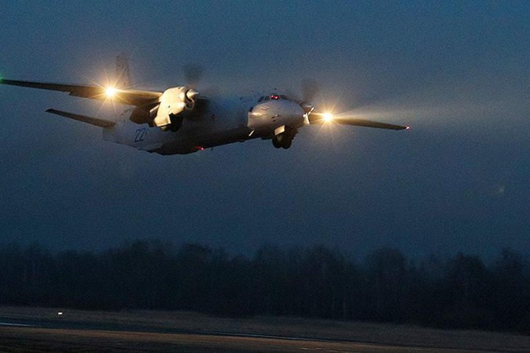 Bên cạnh đó, các chuyên gia quân sự Nga còn "rất ngạc nhiên" trước tuyên bố của tờ báo Mỹ rằng sự thiếu kinh nghiệm của phi công Nga là đáng trách và họ cũng đã đáp trả bình luận này từ phía Mỹ.