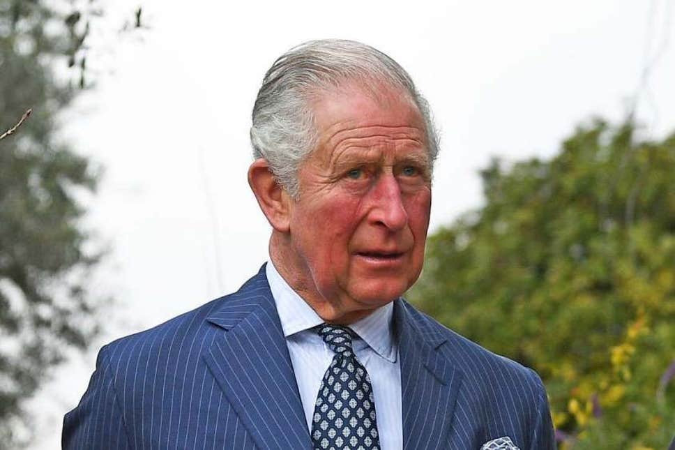 Nong: Thai tu Charles cua Hoang gia Anh duong tinh voi Covid-19