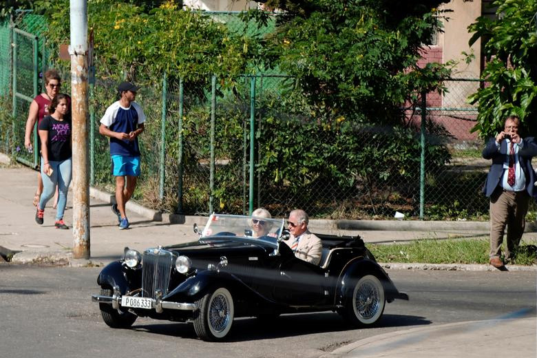 Trong chuyến thăm này, vợ chồng Thái tử Charles cũng đã có nhiều hoạt động liên quan tới nghệ thuật, bảo tồn phục dựng di sản và nông nghiệp bền vững,...