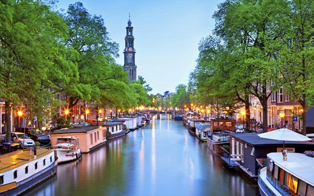 Ngac nhien top 10 quoc gia hanh phuc nhat the gioi nam 2019-Hinh-8