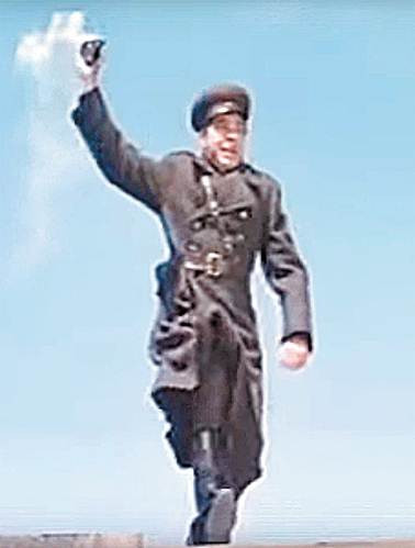 Chuyen doi nguoi hung Lien Xo cuu mang lanh tu Trieu Tien-Hinh-3