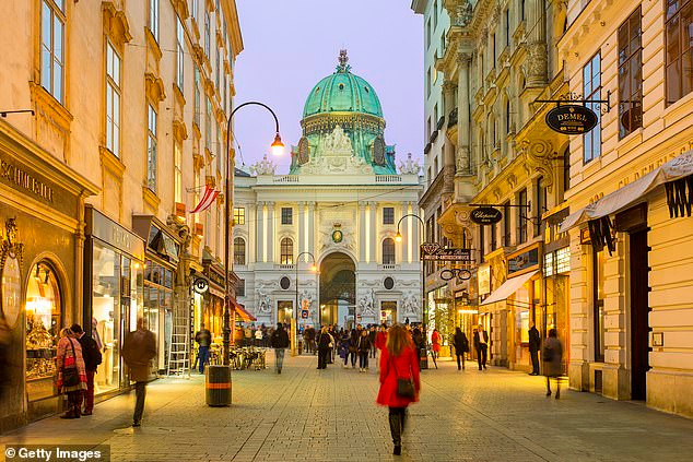 Vienna, thành phố với 1,9 triệu dân, nổi tiếng với các công trình kiến trúc từ xưa, những cung điện nguy nga, tráng lệ. Ảnh: Getty.