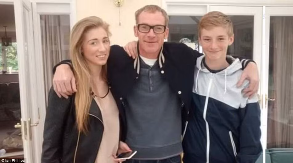 Hy huu nhung vu thoat chet than ky trong tham kich may bay roi-Hinh-7