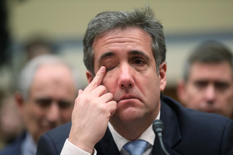 Ngày 27/2/2019, Michael Cohen một lần nữa ra điều trần trước Ủy ban Giám sát Hạ viện do Đảng Dân chủ dẫn đầu. Trong phiên điều trần, cựu luật sư Cohen cáo buộc ông Donald Trump đe dọa mình khoảng 500 lần trong 10 năm qua.