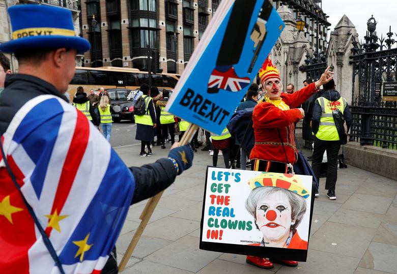 Brexit bế tắc, thủ đô London rơi vào "hỗn loạn" - Hình 10 Brexit be tac, thu do London roi vao