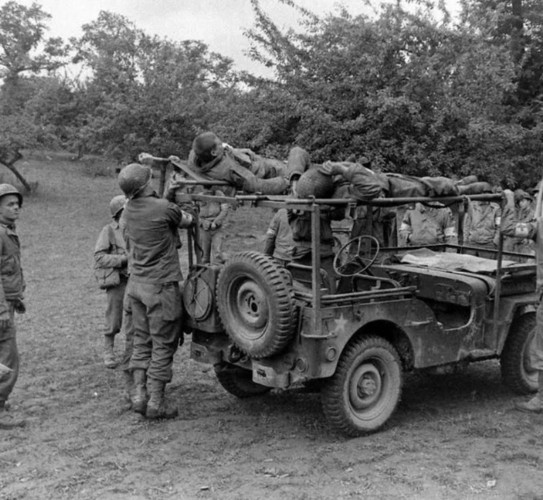 Hinh anh hiem hoi ve cac benh vien da chien trong The chien thu 2-Hinh-9