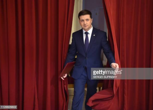 Ông Volodymyr Zelensky sinh ngày 25/1/1978 tại Kryvyi Rih, Ukraine, và cha mẹ ông đều là người Do Thái. Ông từng sống 4 năm ở thành phố Erdenet, Mông Cổ. Ảnh: Getty.