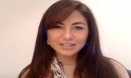 Cô Joanna Toole, 36 tuổi đến từ Devon (Anh), cũng là một nhân viên làm việc cho Liên Hợp Quốc.