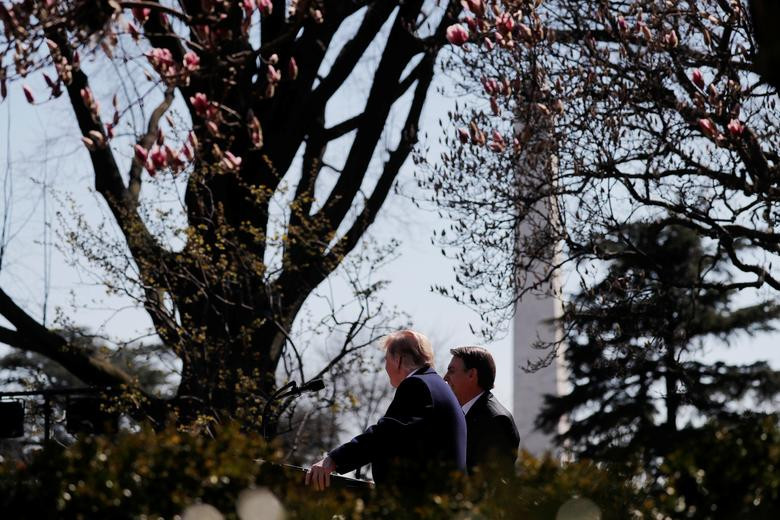 Ông Bolsonaro được mệnh danh là "Trump của xứ nhiệt đới".