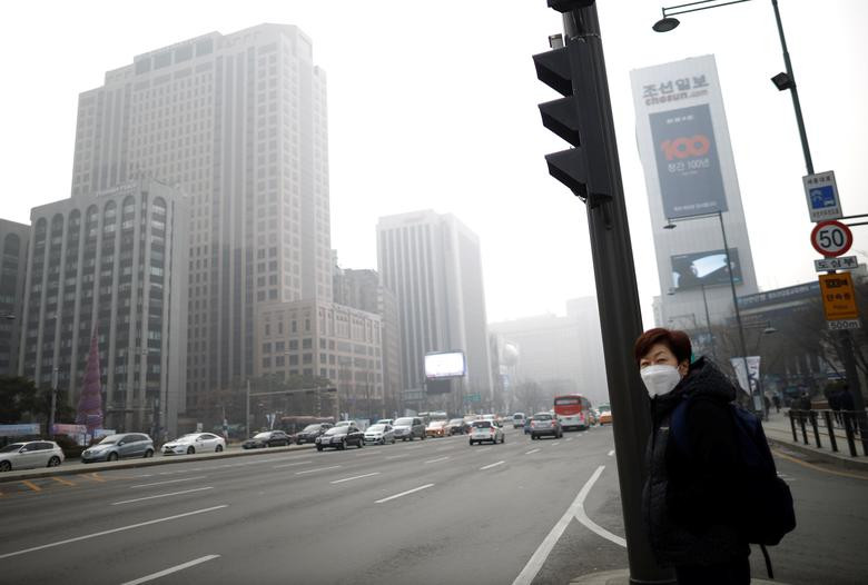 Không gian mờ ảo ở thủ đô Seoul ngày 5/3.