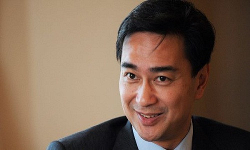 Như vậy, ông Abhisit Vejjajiva đã chấm dứt vai trò lãnh đạo Đảng Dân chủ sau 14 năm và phải khép lại "giấc mơ" tái đắc cử Thủ tướng Thái Lan trong cuộc bầu cử lần này. Ảnh: RA.