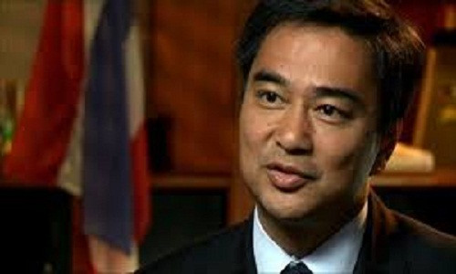 Trước đó cùng ngày, một nhân vật chủ chốt của Đảng Dân chủ thừa nhận, đảng này đã thất bại nặng nề trước Đảng Palang Pracharat (Quyền lực nhà nước nhân dân) của đương kim Thủ tướng Prayut Chan-ocha trong cuộc tổng tuyển cử. Ảnh: BBC.