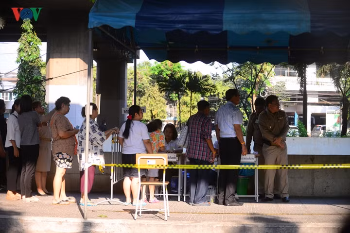 Cuộc bầu cử tại Thái Lan năm nay được rất nhiều cử tri Thái Lan quan tâm. Theo các cuộc thăm dò dư luận thì có tới 80% số người được hỏi bày tỏ ý kiến sẽ đi bỏ phiếu.