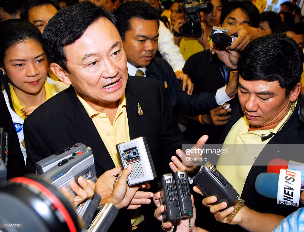 Tháng 2/2001, ông Thaksin được bầu làm Thủ tướng Thái Lan và giữ cương vị này cho tới khi chính phủ của ông bị quân đội lật đổ vào năm 2006. Ảnh: ABC.
