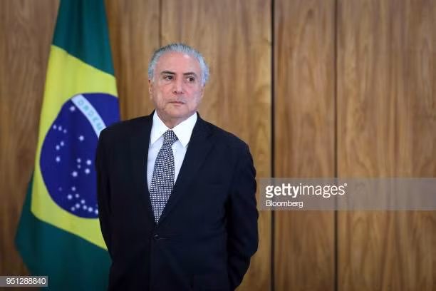 Ngày 1/1/2019, ông Temer chính thức phải "nhường" lại chiếc ghế Tổng thống cho người kế nhiệm Jair Bolsonaro, sau khi ông Bolsonaro giành chiến thắng trong cuộc bầu cử Tổng thống Brazil hồi tháng 10/2018. Ảnh: Getty.