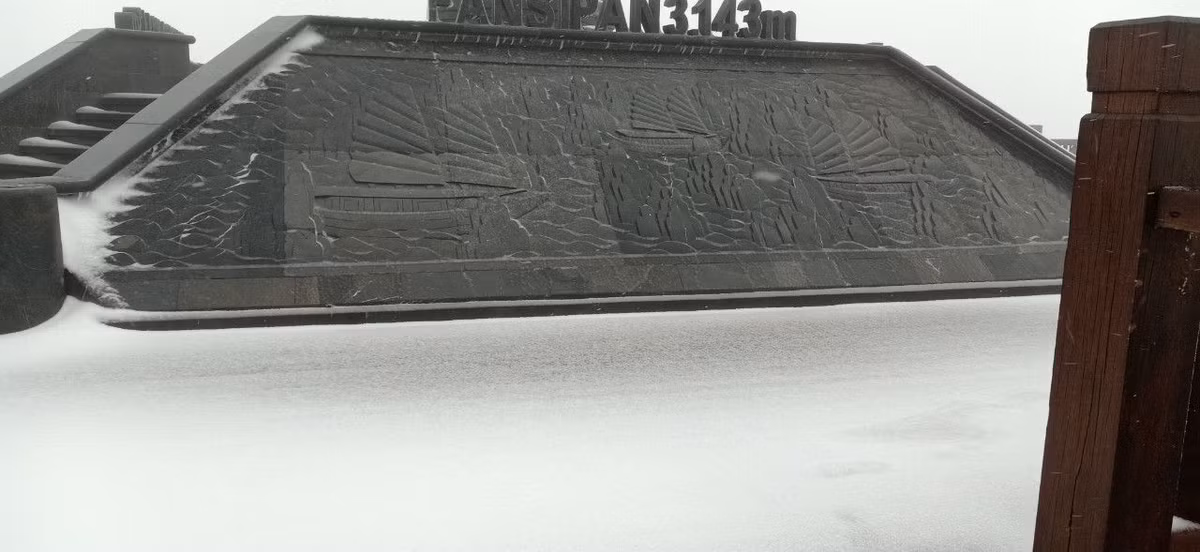 Dự báo từ đêm 8/2 đến ngày 9/2, do ảnh hưởng của không khí lạnh kết hợp với hội tụ gió nhiều nơi tại khu vực Bắc Bộ sẽ có mưa vừa, mưa to và dông, cục bộ có mưa rất to với tổng lượng mưa phổ biến 40-100mm/đợt, riêng khu Tây Bắc, Việt Bắc từ 70-120mm, có nơi trên 140mm/đợt.