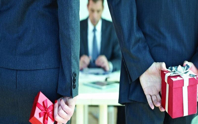 Chua phat hien truong hop nao nhan qua Tet trai quy dinh