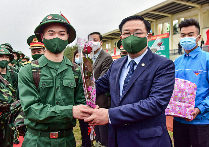 Tin nong ngay 27/2: Tri an ngay Thay thuoc Viet Nam-Hinh-5