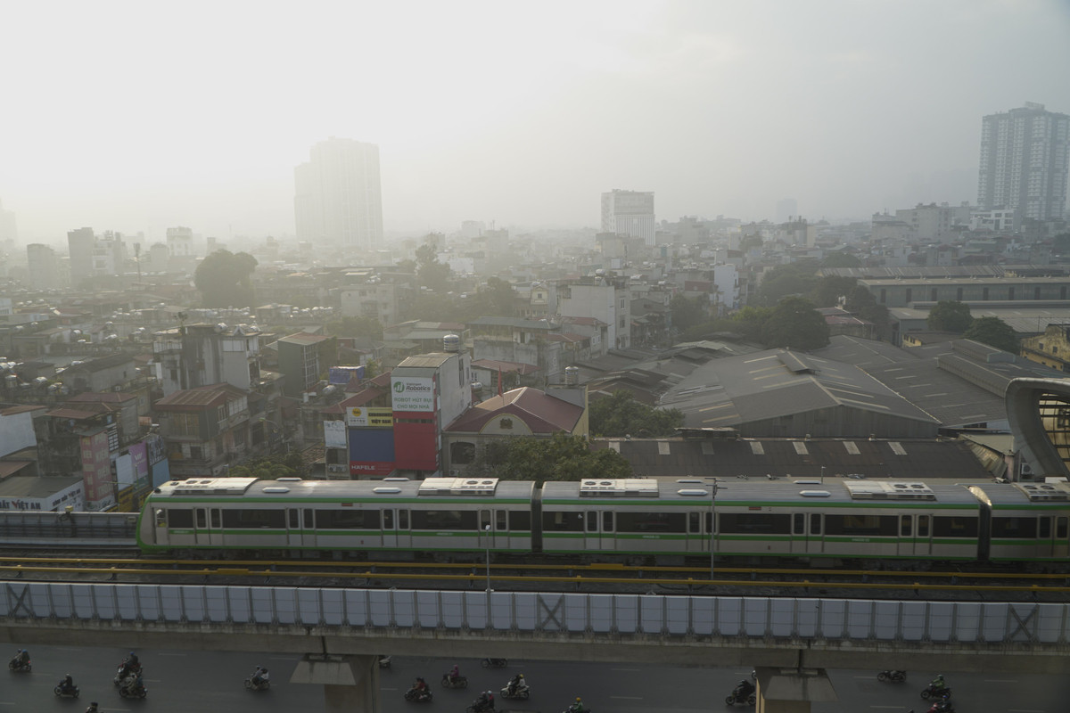 Đại diện Bộ Giao thông Vận tải cũng cho rằng, nhiều người đang hiểu lầm ngày 31/3/2021 là ngày dự án đường sắt đô thị Cát Linh - Hà Đông đi vào khai thác thương mại. Tuy nhiên, đây chỉ là mốc thời gian phải hoàn thành dự án theo chỉ đạo của Thủ tướng Chính phủ.