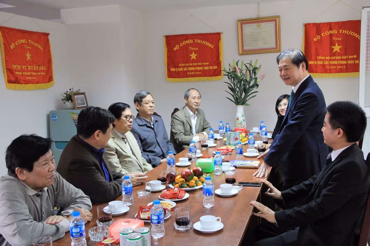 Chu tich Phan Xuan Dung: “Tong hoi Co khi Viet Nam luon khang dinh duoc tam voc”