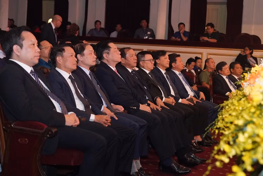 Gan 100 tac pham doat Giai bao chi Van hoa, The thao va Du lich-Hinh-2