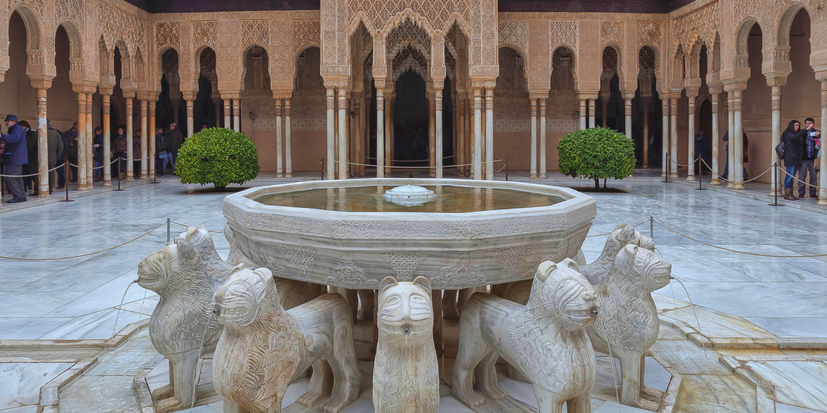 Sau khi tìm ra được nguyên nhân khiến cung điện Alhambra đổi màu, các chuyên gia hy vọng giới chức địa phương sẽ sớm có phương án trùng tu công trình này. Khi ấy, cung điện Alhambra sẽ một lần nữa sở hữu vẻ đẹp giống như ban đầu.