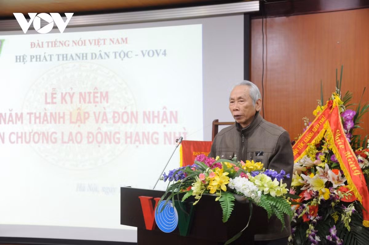 Nhà văn Đặng Quang Tình từng 4 lần đạt giải cao trong các cuộc thi văn chương, trong đó có giải Nhất truyện ngắn báo Văn nghệ (1974 -1975) với tác phẩm "Trên vành chảo Điện Biên"; Giải nhất truyện ngắn bảo Văn nghệ (1978 -1979) với tác phẩm "Ông Thào"...