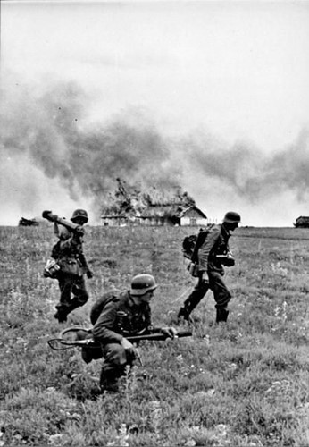 Vào chiều muộn ngày 19/6/1941, Lehmann yêu cầu được gặp gấp cấp trên của mình là Zhuravlev ở ngoại ô Berlin. Tại cuộc gặp này, Lehmann cho hay mới nhận được tin Hitler đã ra lệnh cho quân đội bắt đầu tấn công Liên Xô vào 3h ngày 22/6/1941.