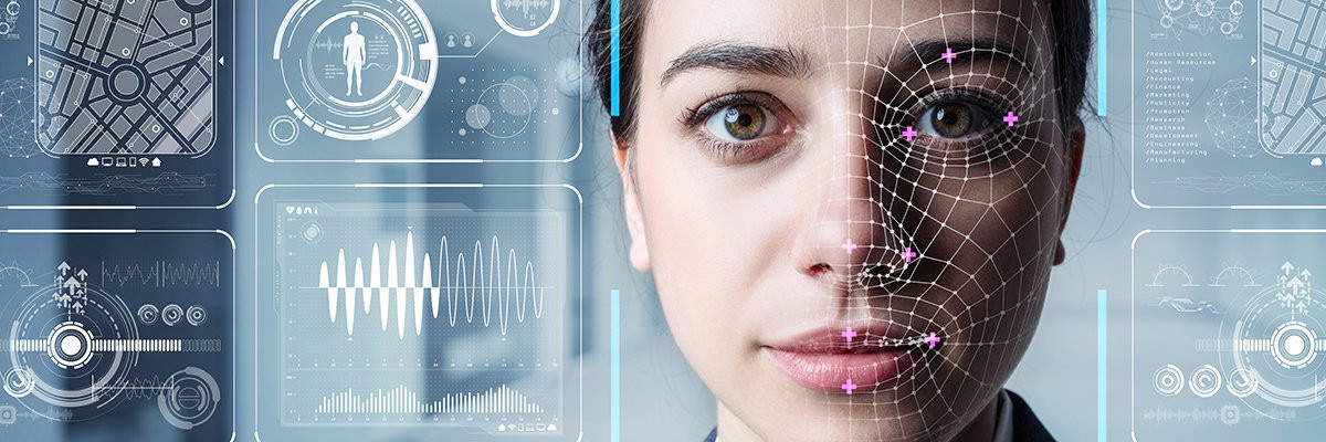 Theo đó, khoảng 15.000 camera của Qatar sẽ hoạt động hết công suất để xác định danh tính của mỗi fan hâm mộ bóng đá cũng như giám sá hoạt động khi họ tới xem các trận đá bóng ở 8 sân vận động cũng như các họat động trên các đường phố trong thời gian diễn ra World Cup 2022.