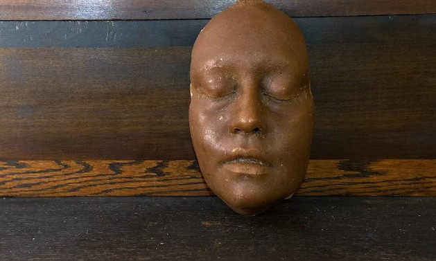 Các chuyên gia tại Đại học Cornell đã có nghiên cứu đáng chú ý về những mặt nạ xác chết trên. Họ phát hiện người La Mã thời cổ đại đã tạo ra những mặt nạ sáp vô cùng hoàn hảo. Chúng sống động như thật.