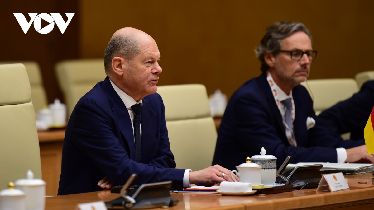 Đức là một trong những đối tác quan trọng nhất của Việt Nam ở châu Âu. Sự tin cậy và hiểu biết lẫn nhau giữa hai nước ngày càng được tăng cường thông qua duy trì trao đổi đoàn cấp cao và các cơ chế hợp tác.