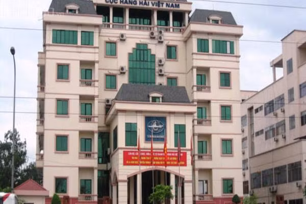 Bo GTVT noi gi ve viec co “khuat tat” trong bo nhiem Cuc truong Hang hai?