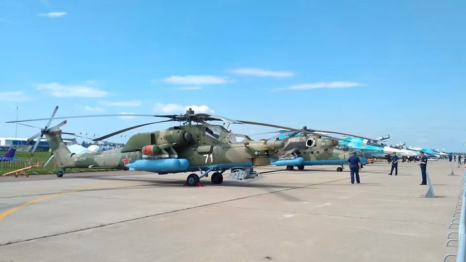 Trực thăng tấn công Mi-28 và Mi-35. Nguồn ảnh: Vitaly-Kuzmin