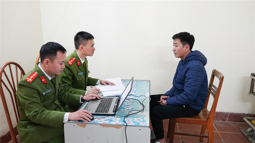 Giang vien Dai hoc cung nhom TEAM GTVM26 lua dao, chiem doat tai san