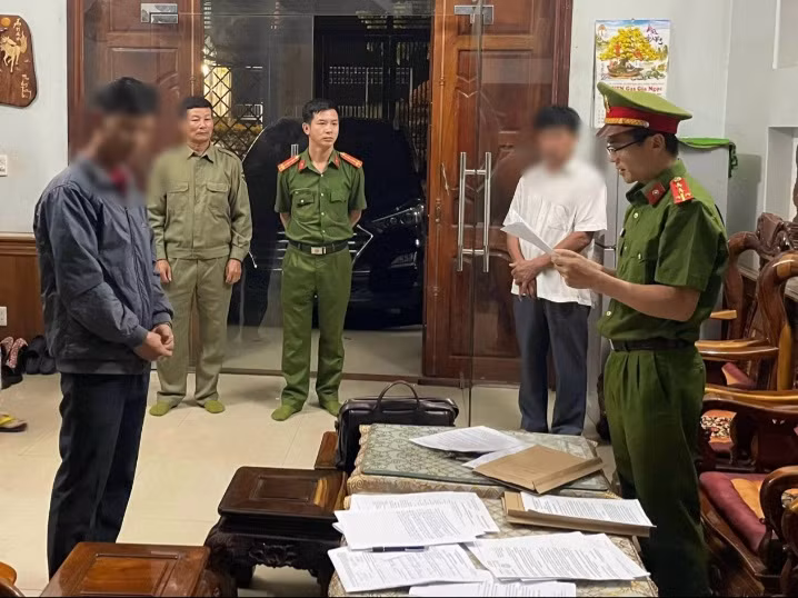 Nguyen Truong phong GD&DT huyen Dak R’Lap bi khoi to vi pham the nao?