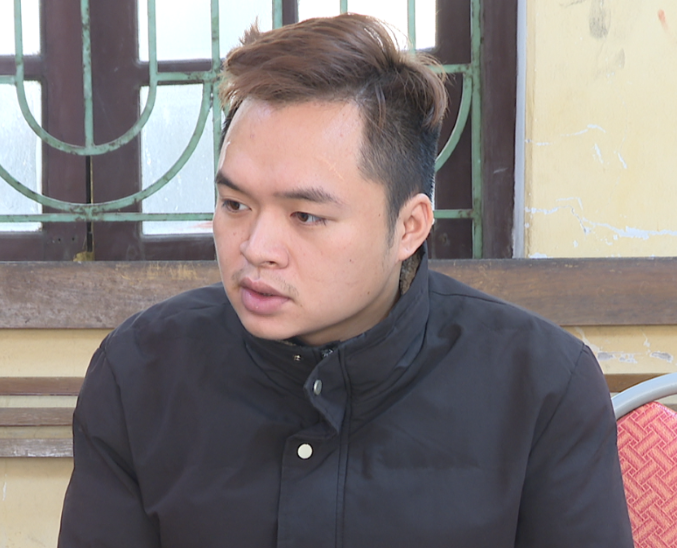 Hải Dương: Dũng cảm bắt cướp, một người dân được khen thưởng - Hình 2 Hai Duong: Dung cam bat cuop, mot nguoi dan duoc khen thuong-Hinh-2