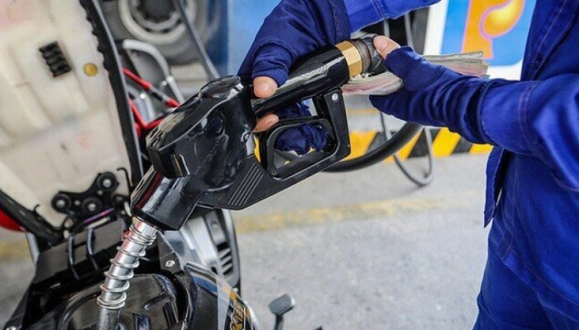 Có nên bỏ Quỹ Bình ổn Giá xăng dầu? Co nen bo Quy Binh on Gia xang dau?