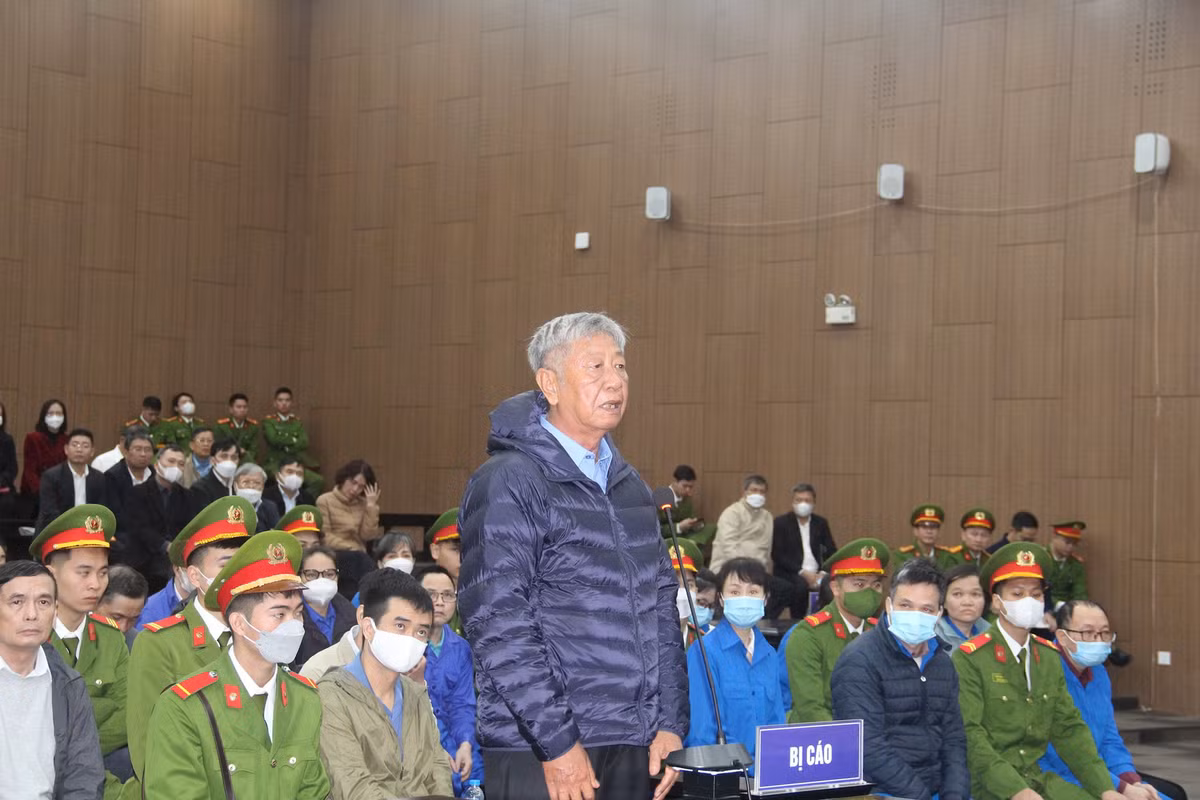 Vu Viet A: Thay gi tu chuyen mien trach nhiem hinh su cuu Giam doc CDC Binh Duong?