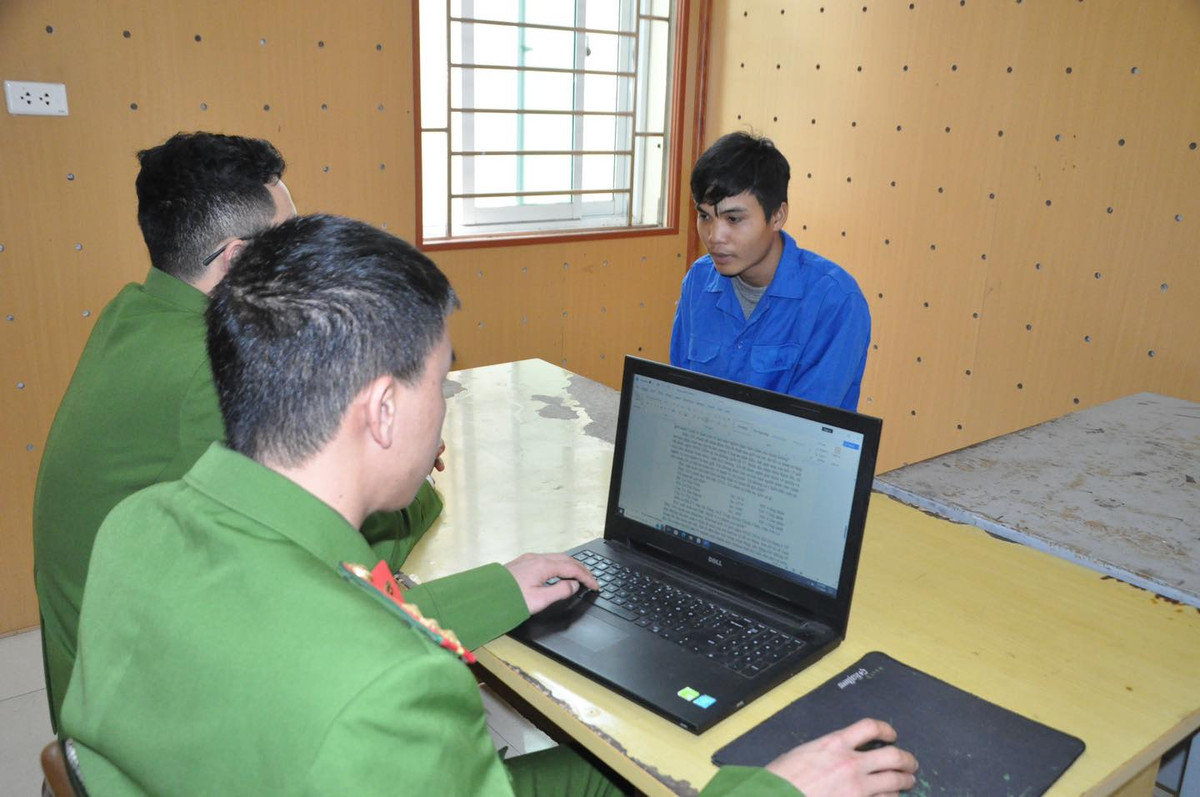 Hải Dương: Trả lương công nhân bằng ma túy, một quản lý bị bắt - Hình 2 Hai Duong: Tra luong cong nhan bang ma tuy, mot quan ly bi bat-Hinh-2