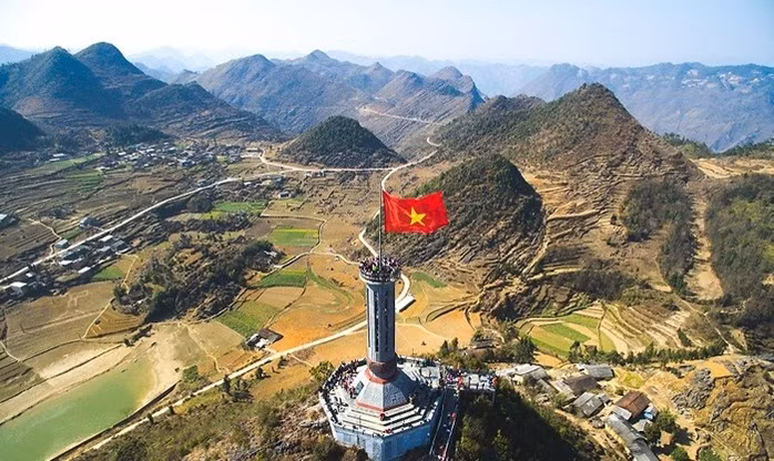 Top diem du xuan dau nam mien Bac ruoc may man, an lanh-Hinh-15