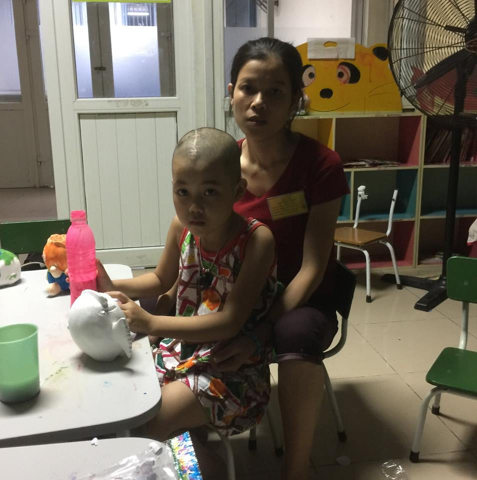 Xot thuong be gai ung thu cu ngo 