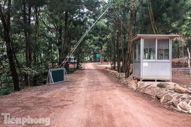 Mới đây, Đoàn liên ngành của UBND xã Minh Phú đã ra quân thực hiện cưỡng chế tại khu sinh thái Thiên Phú Lâm.