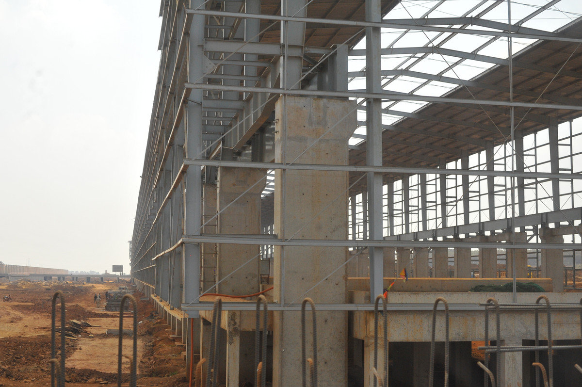 Sua thang may tai Nha may Alumin Nhan Co, hai cong nhan tu vong-Hinh-3