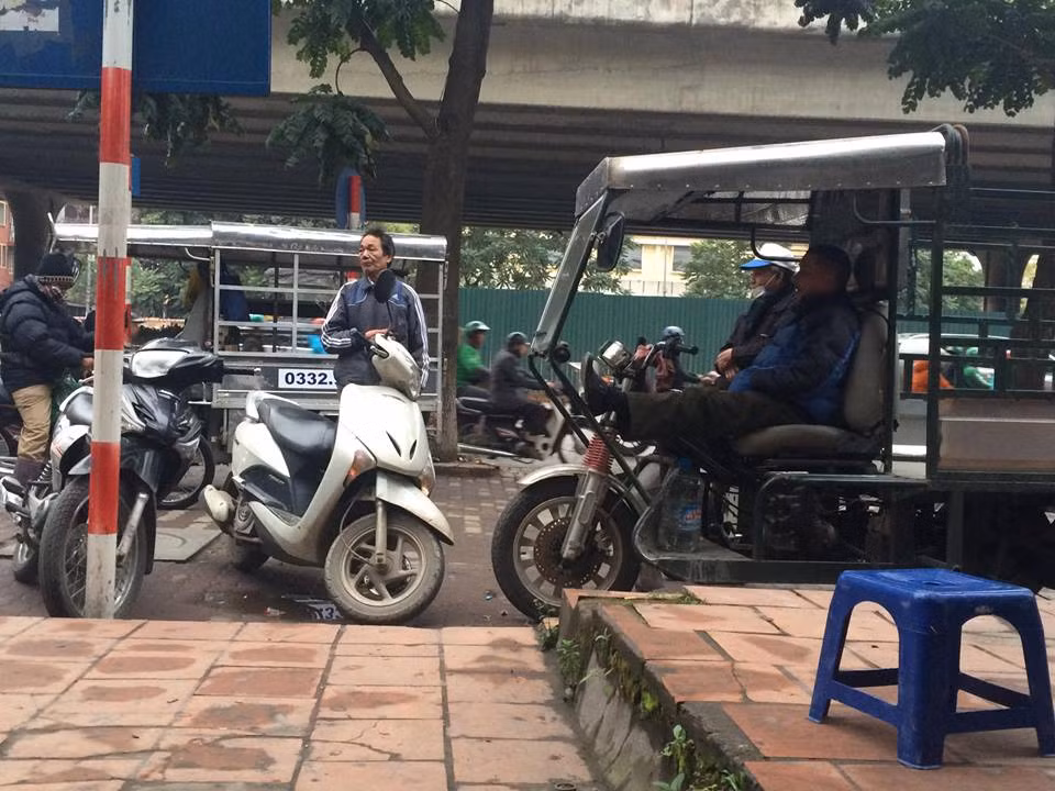 Ở nội dung đến các xe 3 bánh và 4 bánh tự chế, văn bản chỉ đạo nêu rõ: “Xe 3, 4 bánh chỉ phục vụ đi lại cho thương binh và người khuyết tật theo các quy định của pháp luật.