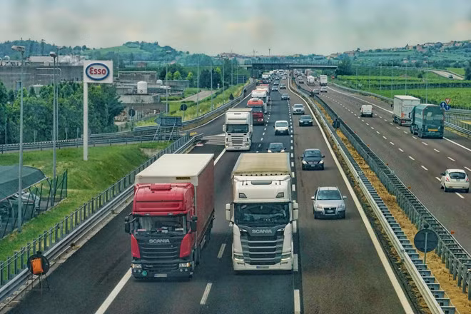 Duong cao toc, quoc lo o nuoc ngoai co cho phep di bo?-Hinh-3