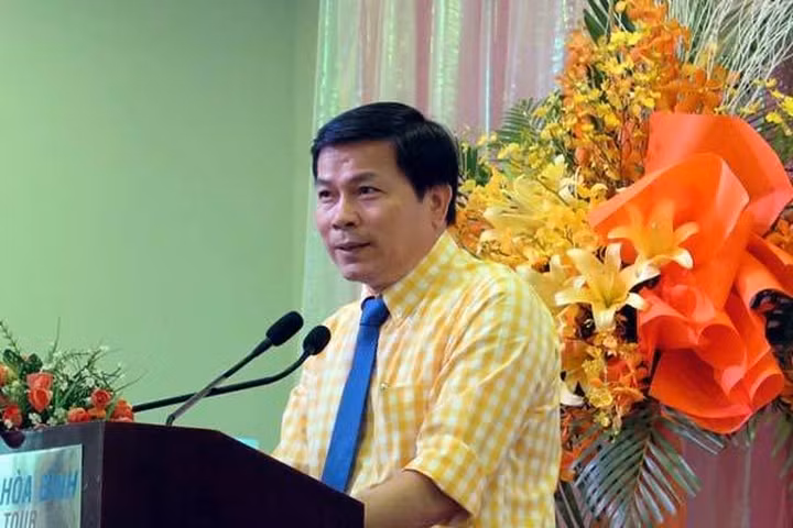 Năm 2014, với học hàm Tiến sĩ kinh tế, ông Trần Văn Minh khi đó đang giữ hàm Vụ trưởng Vụ Đơn thư- Tiếp Đảng viên và công dân (Ủy ban Kiểm tra Trung ương) được chuyển về giữ chức Phó Bí thư Tỉnh ủy Quảng Ngãi, nhiệm kỳ 2010- 2015. (ảnh: Vietnamnet)